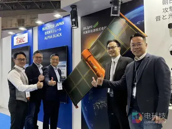 从窗前暖阳到星辰大海：光翼创新携AI太空光伏新品亮相日本光伏展