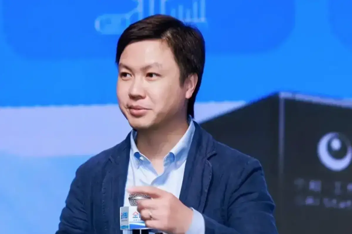 2026云谷“论数”｜每日互动：云-边-端-库架构，做安全、实用、普惠的AI