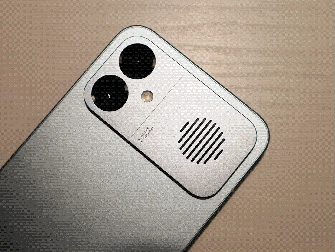 REDMI K90 Max实测：风冷双芯造就“性能魔王”，不偏科的性能旗舰