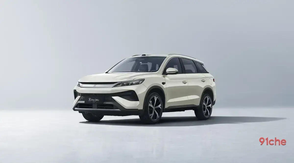 宋Pro DM-i飞驰版引领220km插混SUV进入9万级，限时9.99万起！