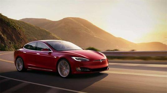 昨天拒绝600亿收购特斯拉，今天苹果想拿这钱从零开始亲自造车