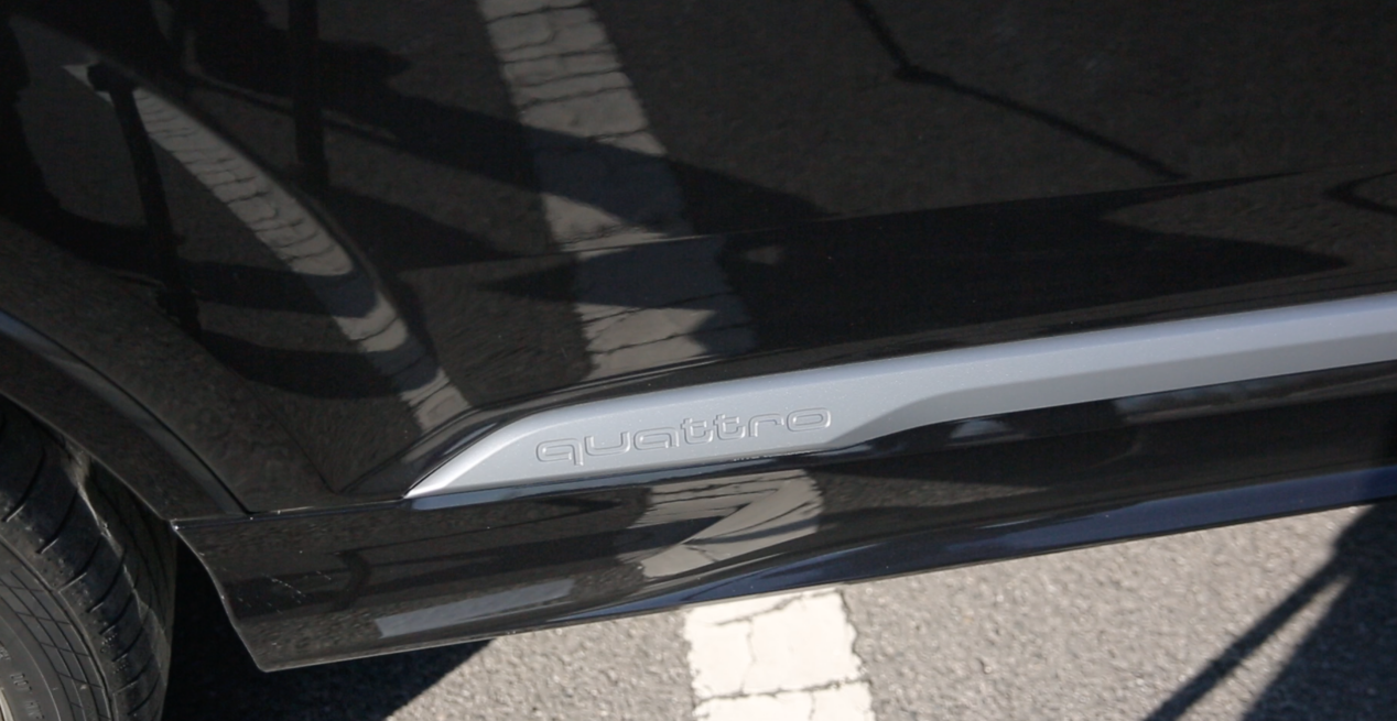  中期改款胜似换代，内外兼修的奥迪Q7王者归来