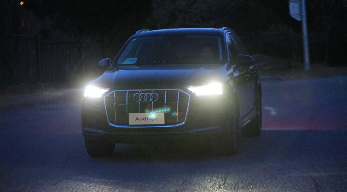  中期改款胜似换代，内外兼修的奥迪Q7王者归来