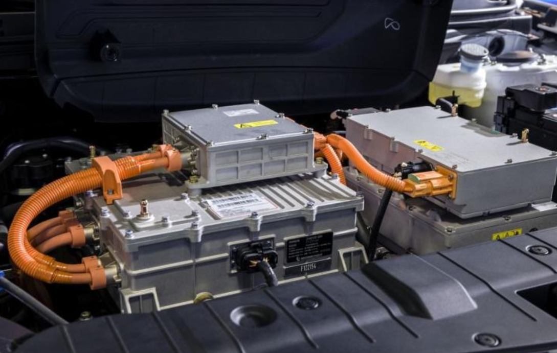  全固态电池安全性更强，能量密度更高，但美国院士认为：2030年前没戏