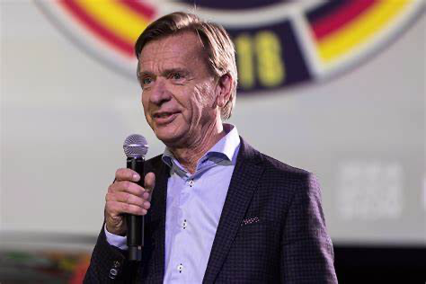  沃尔沃放弃与吉利合并，将寻求独立上市