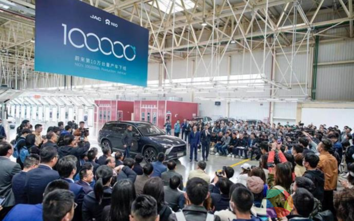 91十条：比亚迪全系搭载刀片，4成用户希望小米汽车售价10万