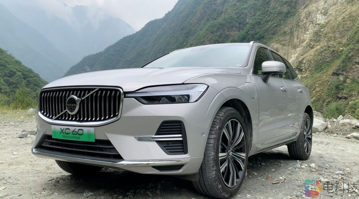 运动、舒适、安全、智能如何选？沃尔沃新款XC60 T8：我全都要！