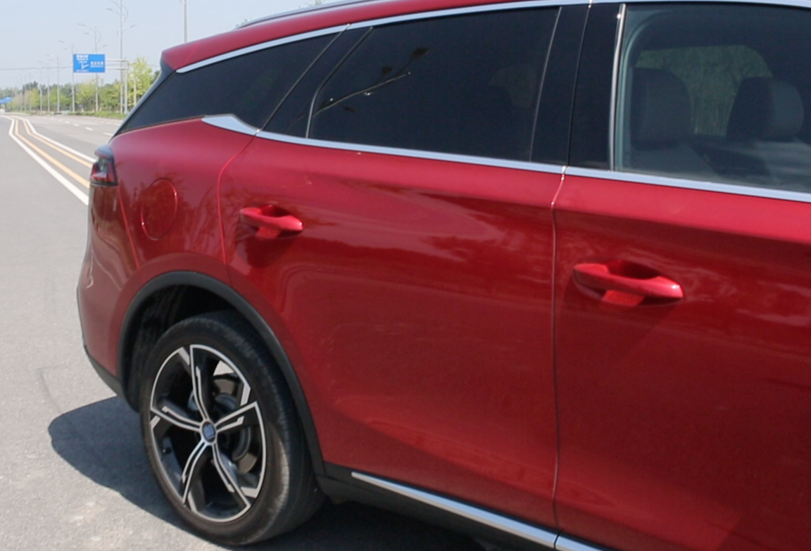 比亚迪唐DM-i (5).png