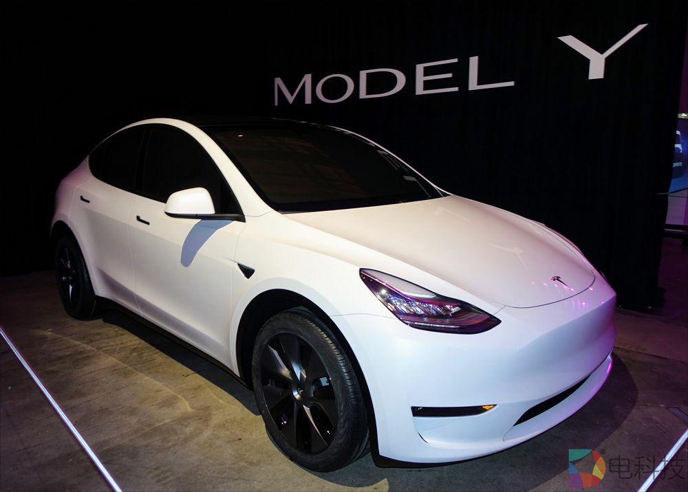 特斯拉Model Y 、比亚迪唐EV和极狐阿尔法T：纯电长续航SUV谁更强？