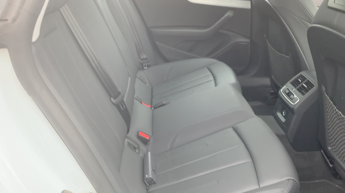 兼顾跑车性能与轿车实用性，奥迪A5 Sportback诠释极致生活态度