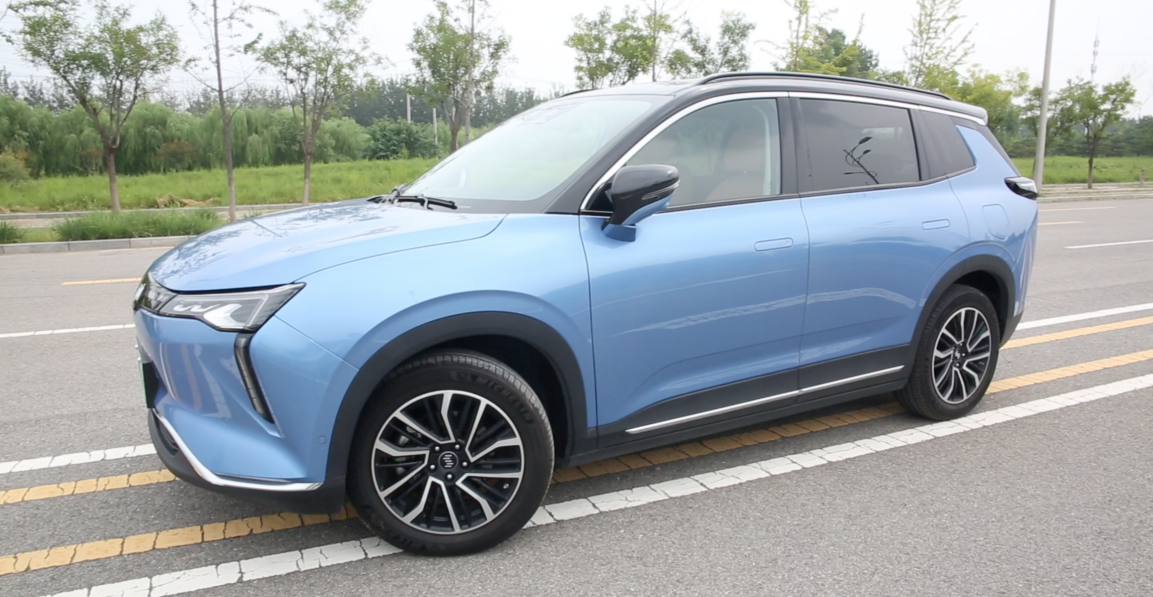 威马W6评测：打造舒适智能车空间，无人驾驶成免费“泊车小弟”