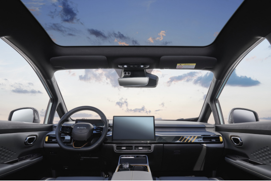 【新闻稿】2022款AION Y抢滩登陆，颜值智能双升级售10.96万元起692.png