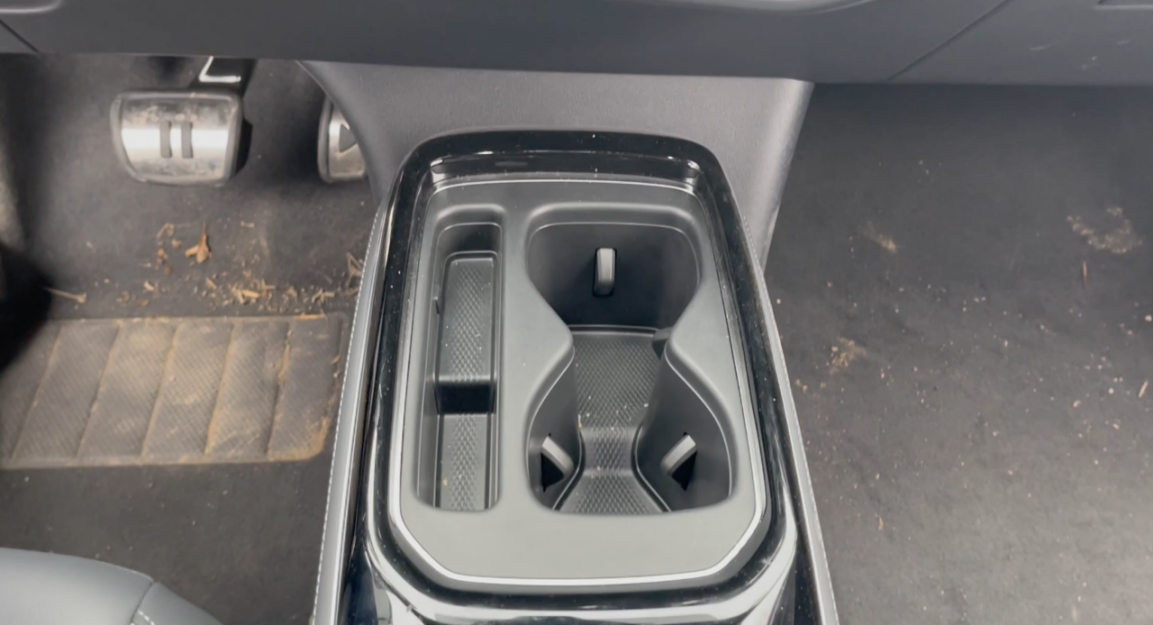 大众ID.4 CROZZ杯架