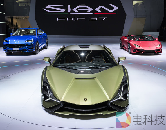 兰博基尼：明年起将不再推出燃油车型，超跑电动化趋势已无法阻挡