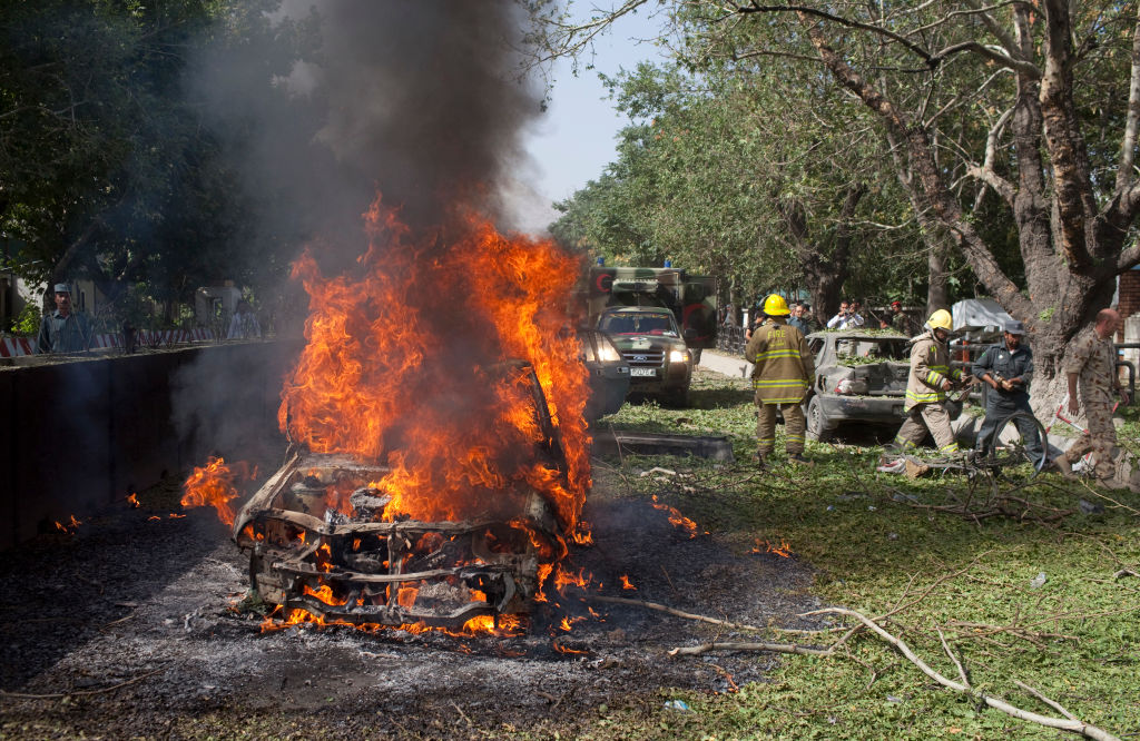  315晚会没提新能源汽车，真的是因为行业一点儿问题都没有吗？