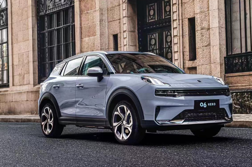 领克06 PHEV侧面.png