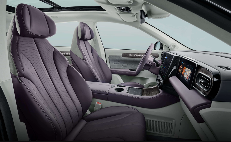 3 零跑 C11内饰.png