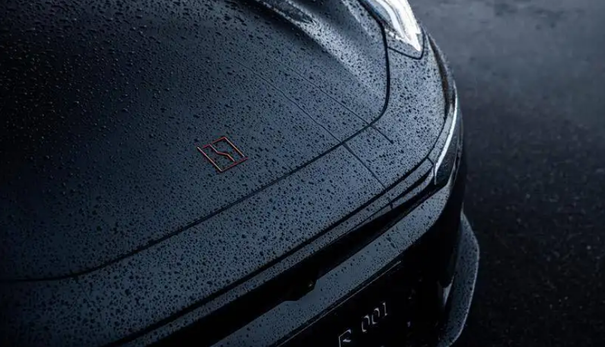 极氪001的车门“常”打开！车主感叹交了智商税