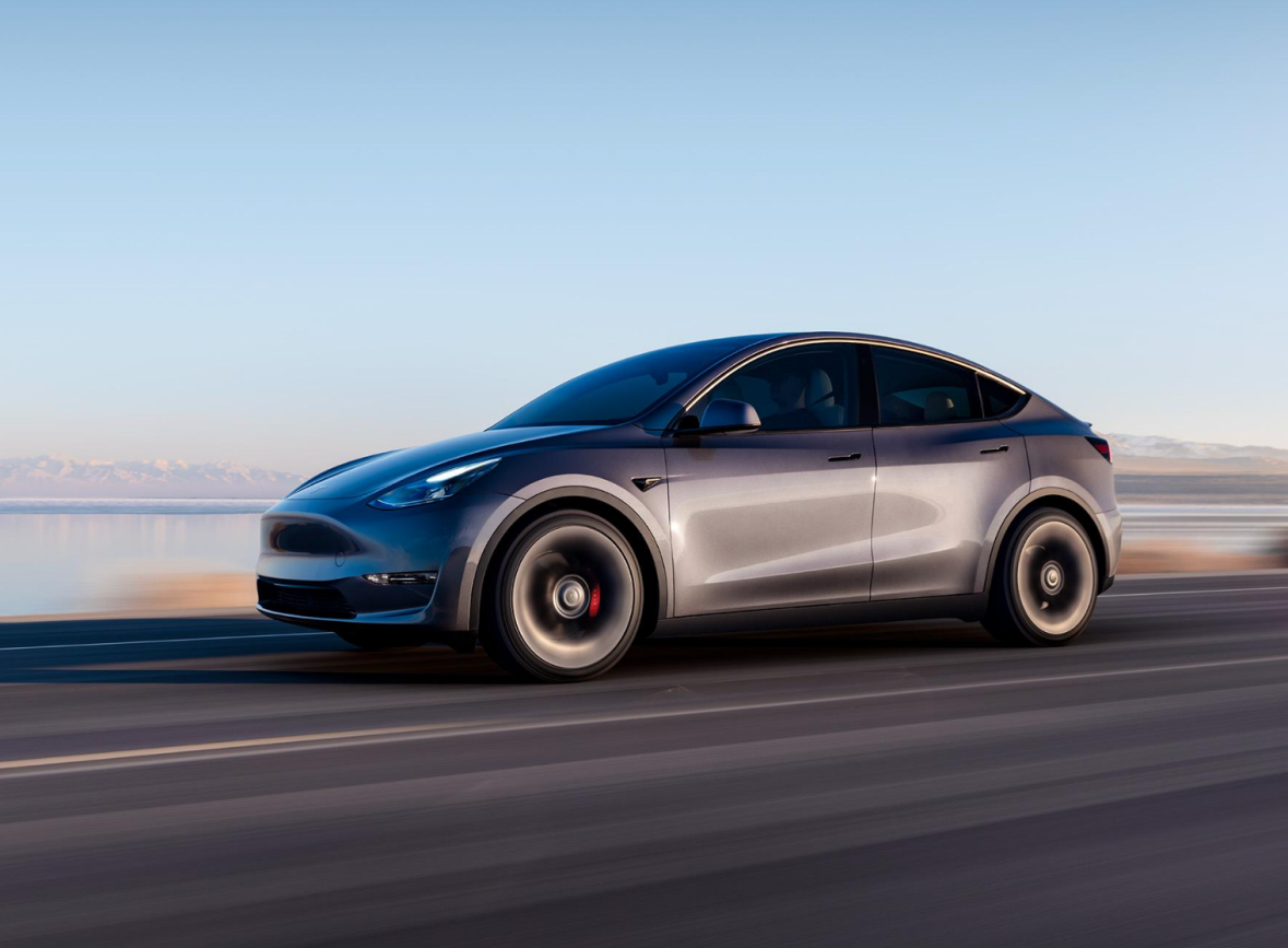  26万预算想买高性能纯电SUV，特斯拉、问界和 smart 选哪款？