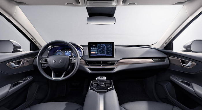 3红旗E-QM5 2022款 充电 431km乐享版.png