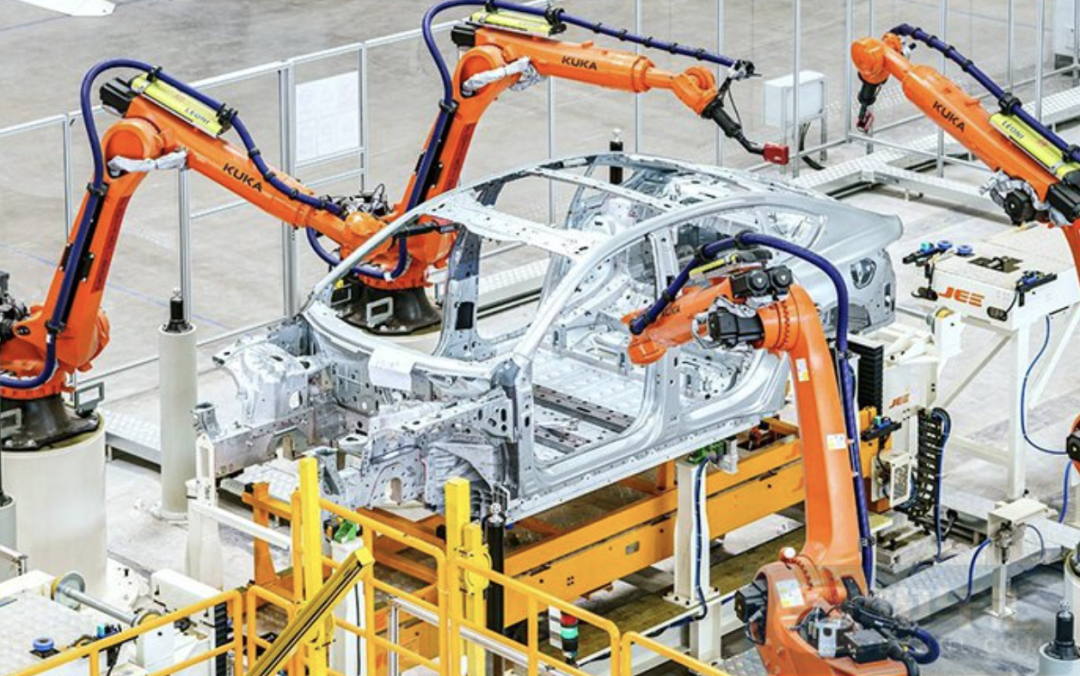 王军受处分停职，华为不断倾向智选模式，或因政策“咬死不造车”