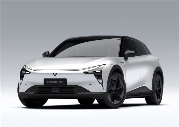  集度CEO：特斯拉自动驾驶、智能化体验最差，降价是回归价值