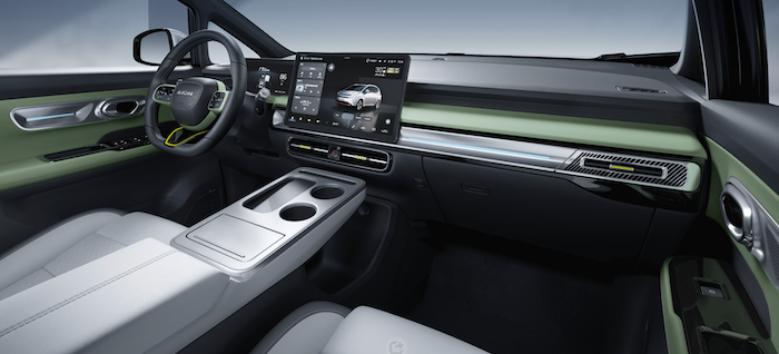 4AION Y 2023款 PLUS 80智驾版.png