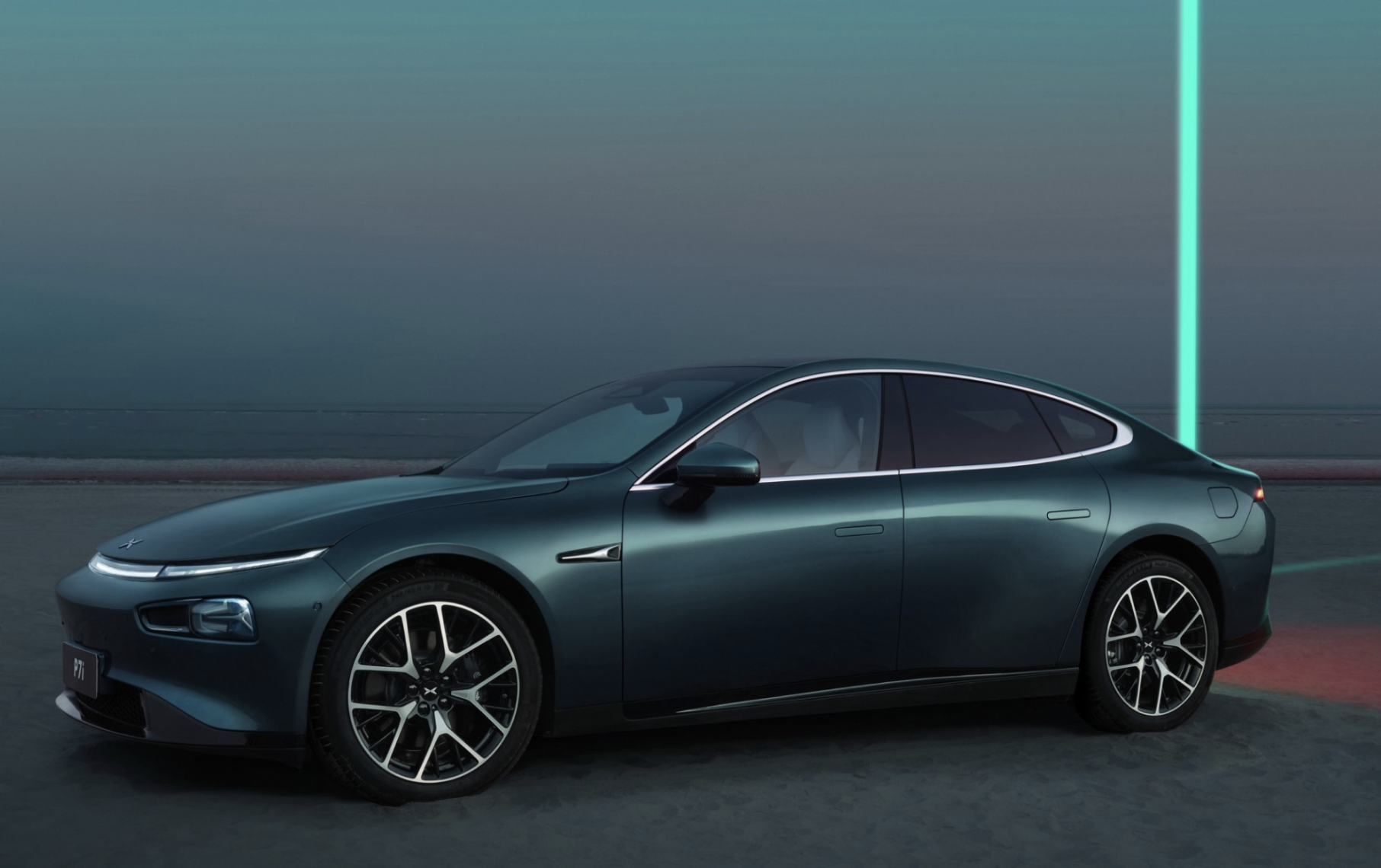  前脚辟谣高管离职，后脚上市改款车型，铁娘子能拯救小鹏跌跌不休的惨淡销量吗？