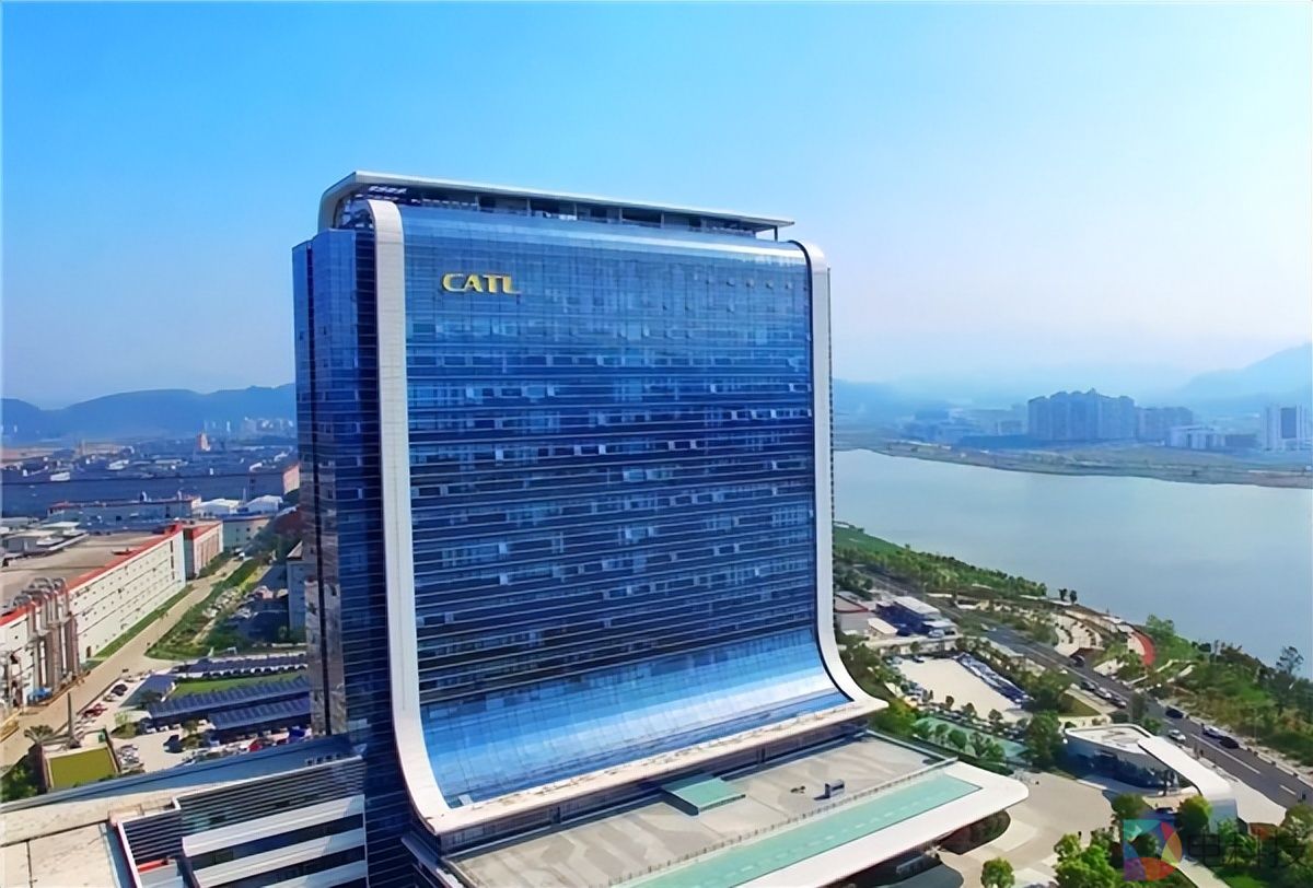 速度堪比加油，宁德时代将发布快充电池：充电10分钟跑路400公里