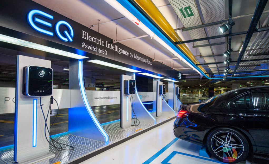 工厂陆续停产，在国内已沦为“杂牌”的奔驰电动车还剩多少时间？