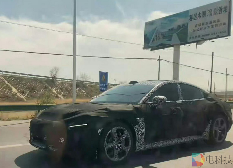 小米“澎湃”了，汽车要破壳了，年轻人会为他们的第一辆车买单吗