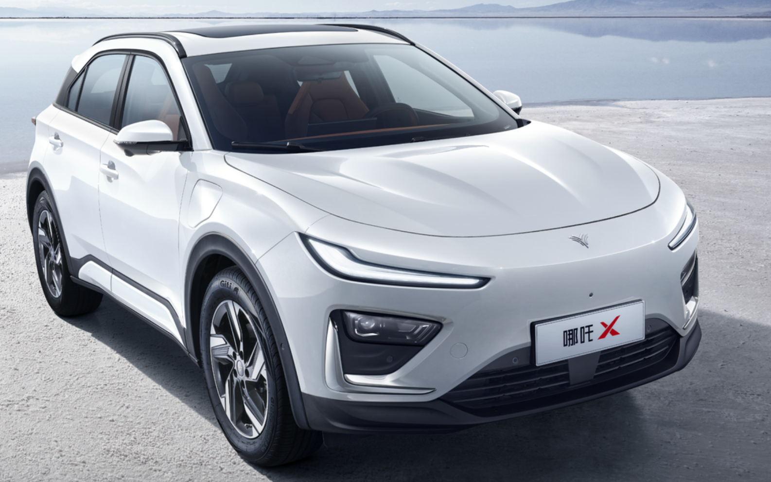  15万纯电SUV，哪吒 X 对比Aion Y Plus ，居家买菜该选谁？