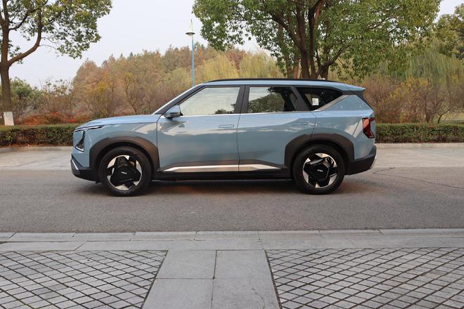 15万级家用SUV新选择？试驾起亚EV5