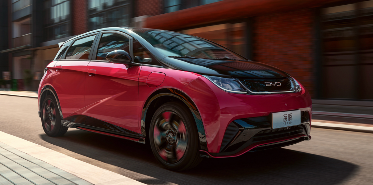 针尖对麦芒，13 万元落地，大众 ID.3和比亚迪海豚你选谁？