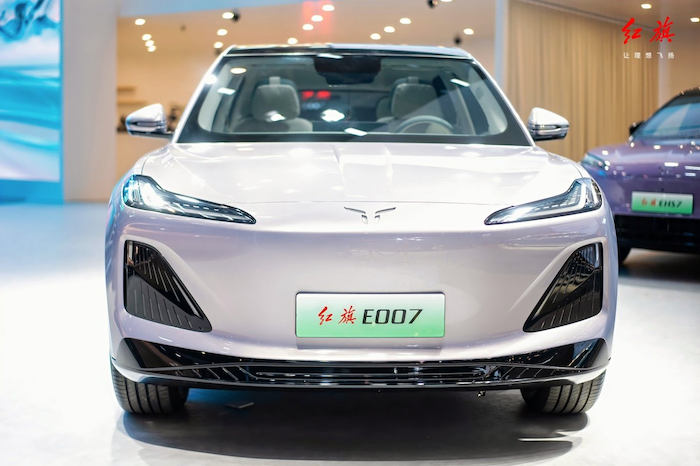  红旗汽车最新车型搭载大疆车载成行平台旗舰型方案，实现无图城市领航高阶智驾