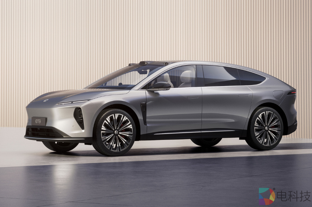 蔚来ET9