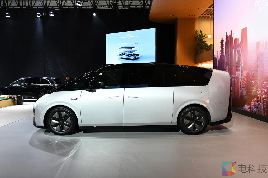 产品定位单一，质量把控不严，理想汽车的问题真不只是MEGA