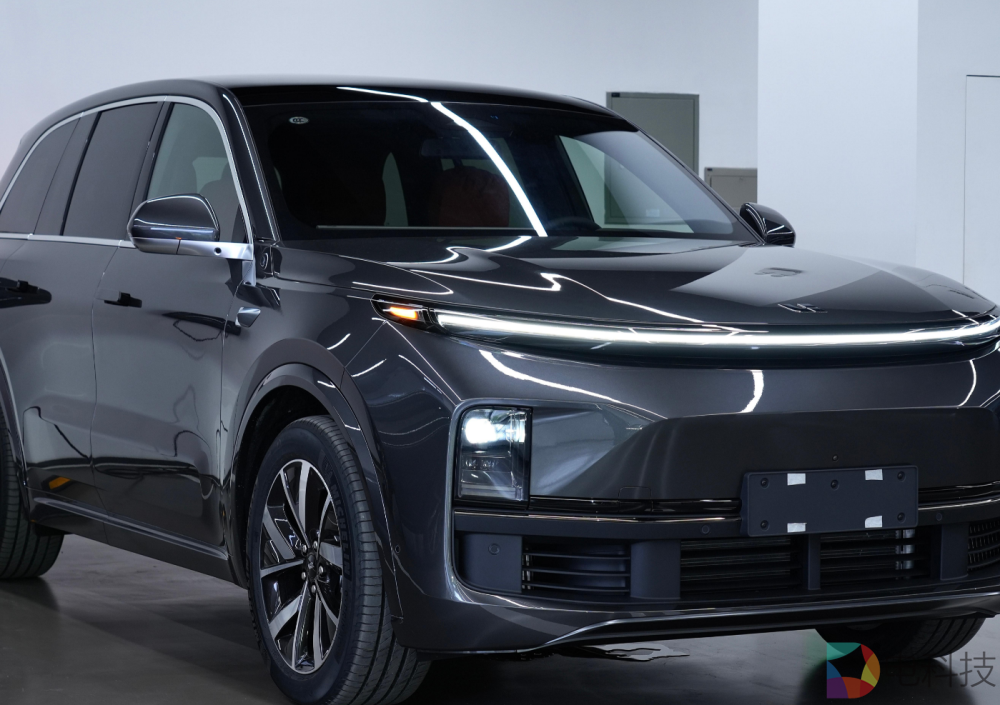 超级奶爸车三英战吕布，问界、魏牌和奕派接连向理想L8发起冲锋