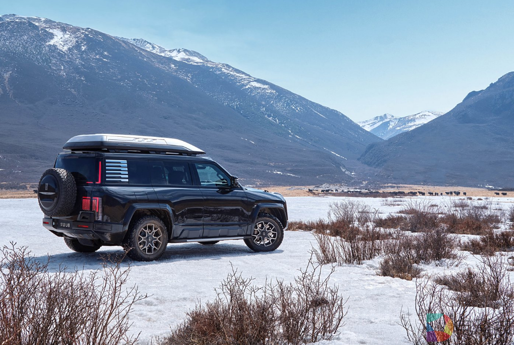 车载无人机+全场景卫星通信，仰望U8越野玩家版一出手就是王炸