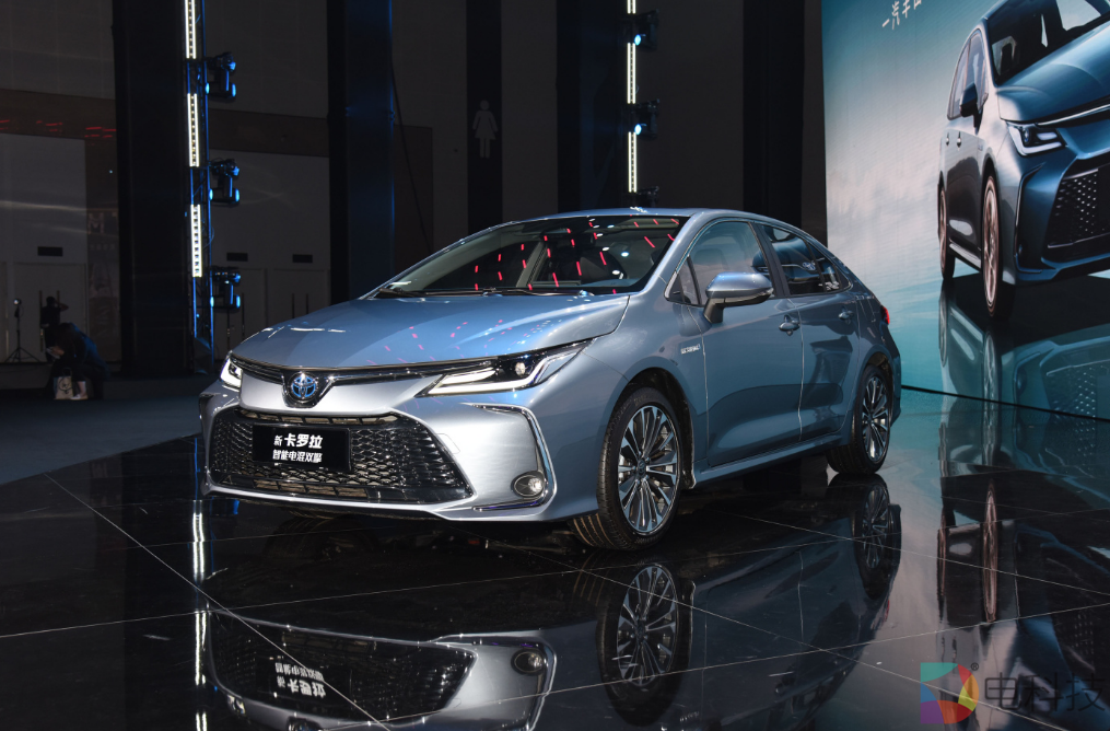 我也来个798！丰田卡罗拉生气了，国产品牌却乐了