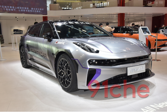 增量不加价换来总部大门被堵，极氪焕新惹得一身骚，问题出在哪？