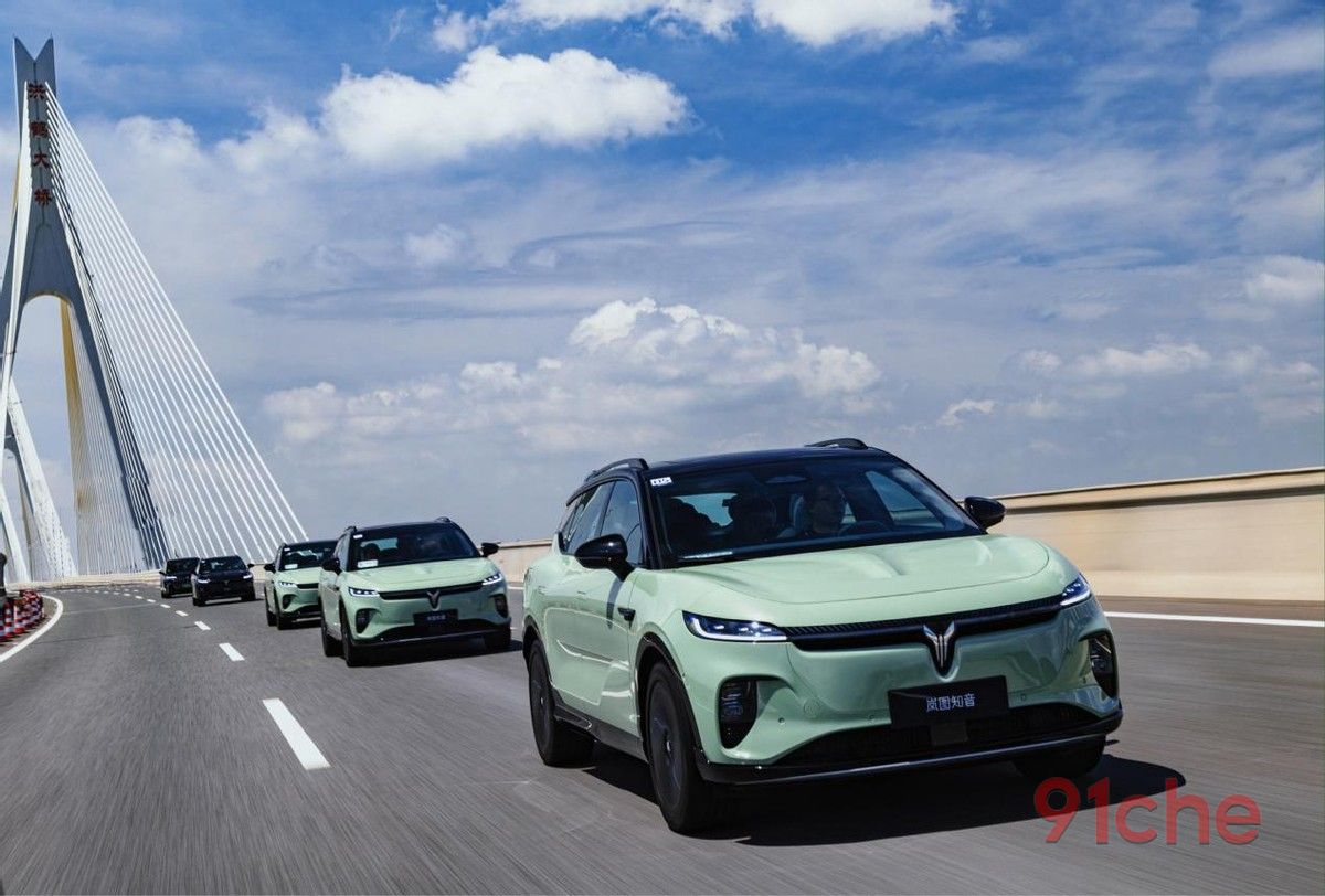 品牌声量小没关系，岚图知音主打全方位越级，20万标配800V和智驾