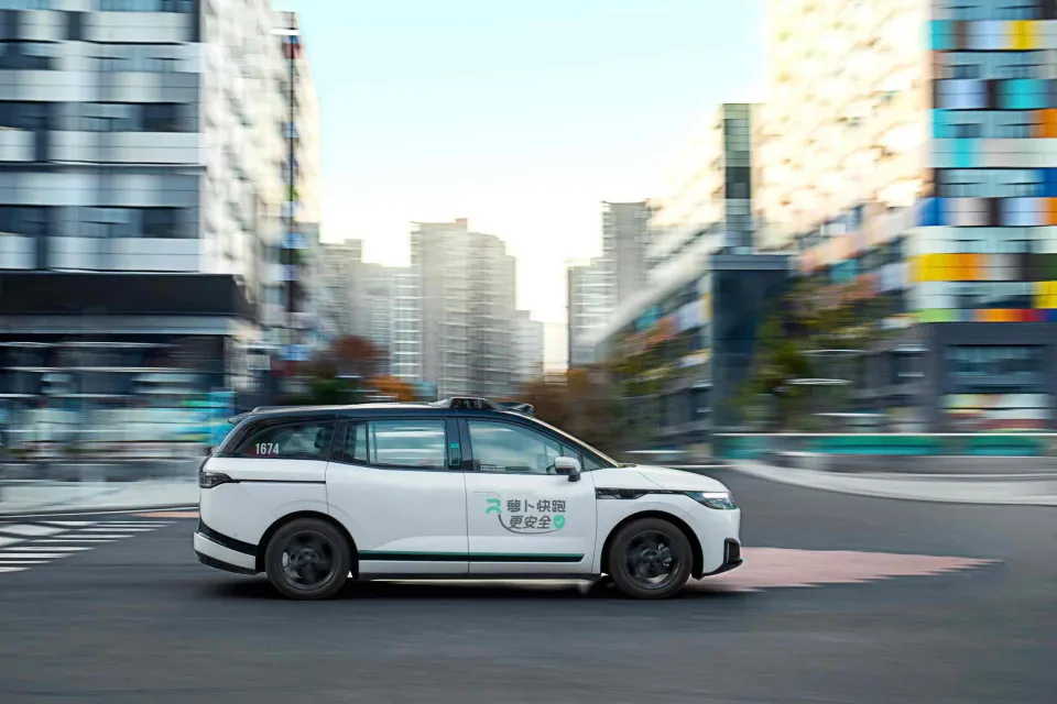 特斯拉试运营翻车？为何却给中国敲响了警钟！