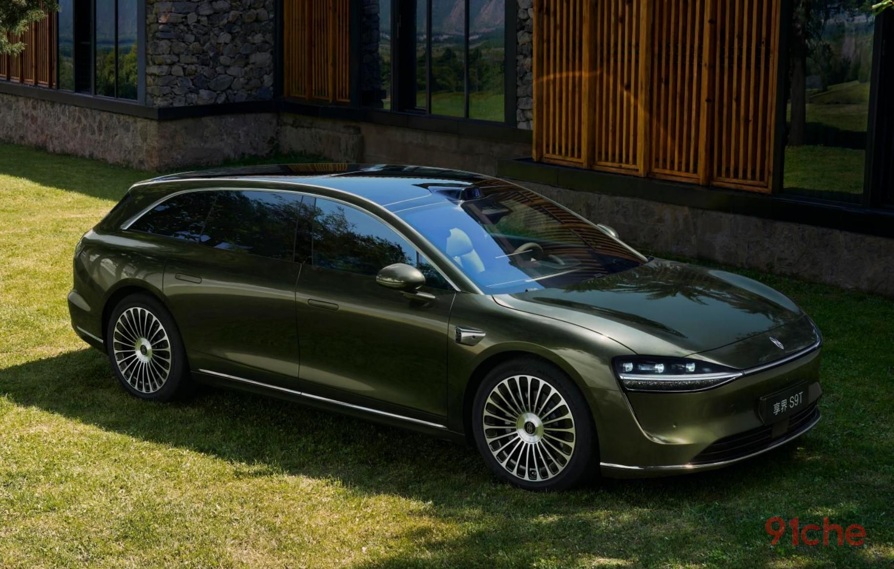 24小时大订7500台，为何偏偏是享界S9T抓住了旅行车爆发前夜的市场良机？