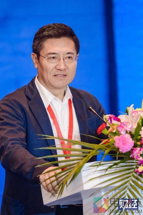 海峡区块链研究院院长王永利：着力降低社会融资成本