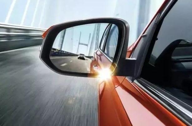 电子摄像头干掉后视镜 真的可能么