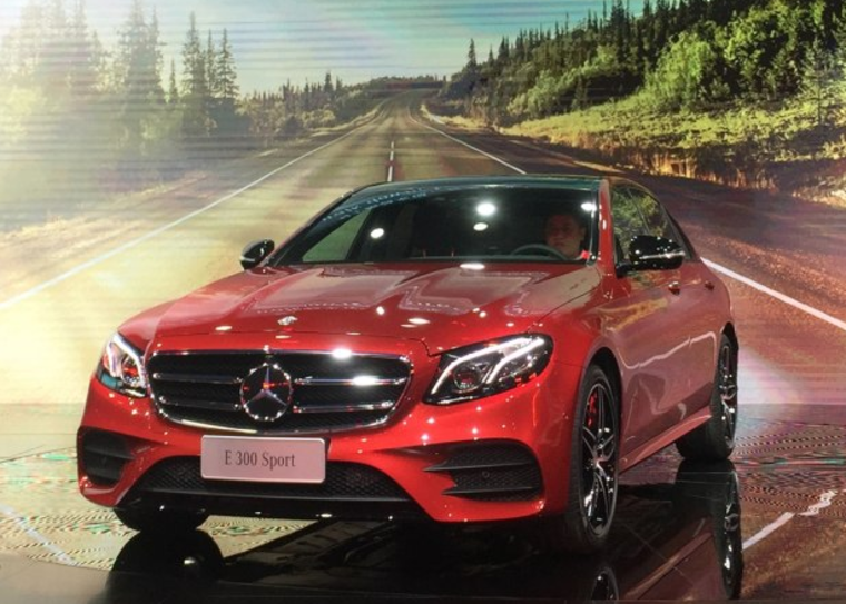 奔驰新E级售42.28万起