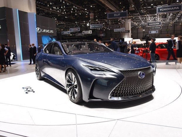 北美车展发布 新一代雷克萨斯LS预告图