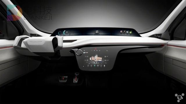 克莱斯勒CES发布电动概念车 电梯式车门开合