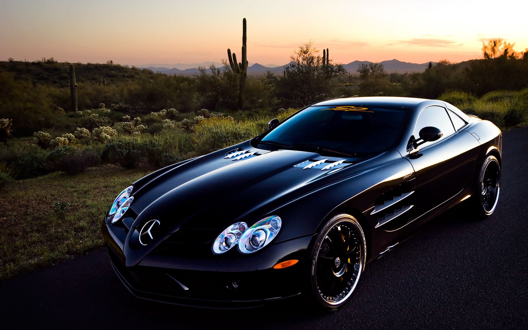 电科技车报：为啥高速限速120 汽车还要设计能跑到200+